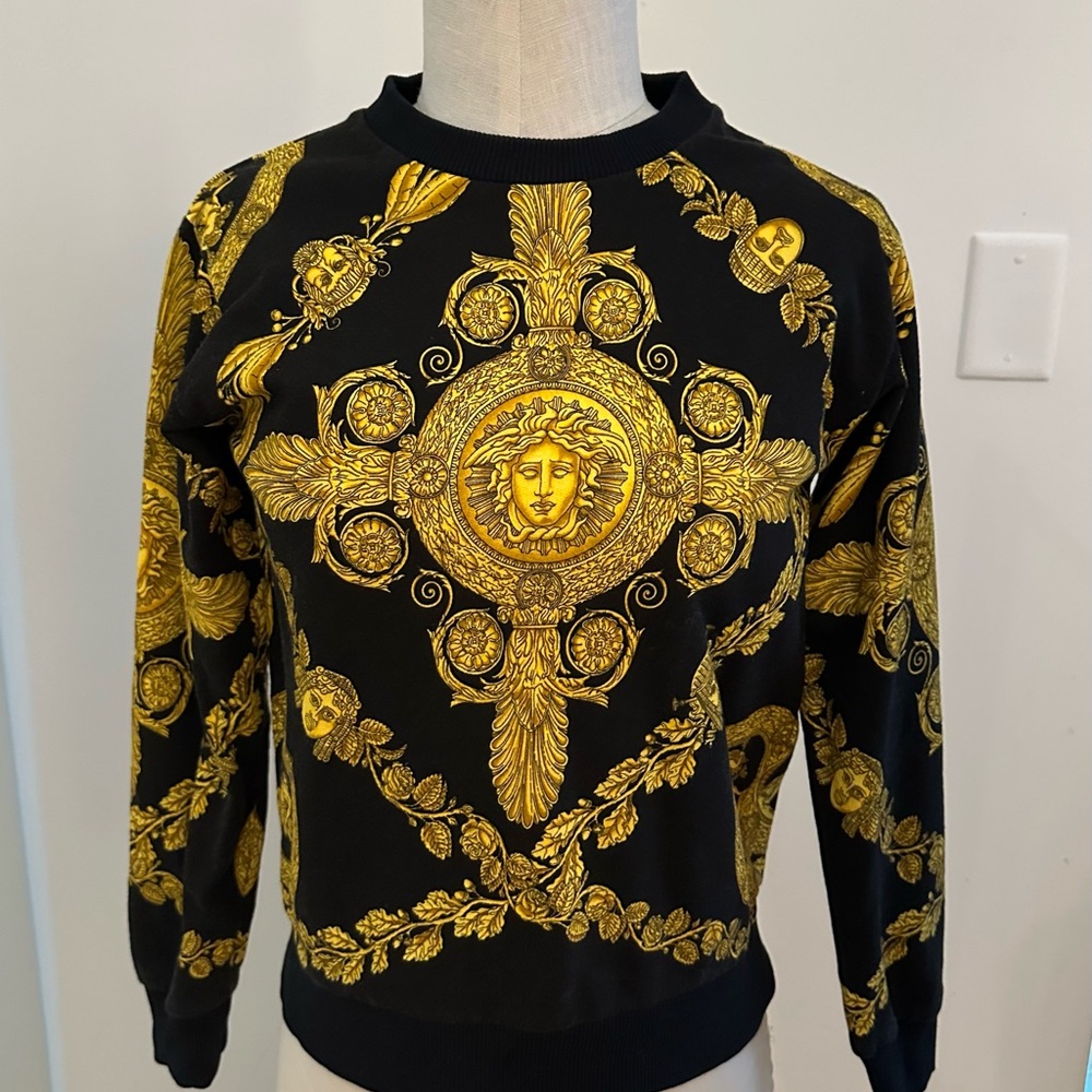 Versace Kids Barocco Cotton Sweatshirt - Black
Size 12/152cm